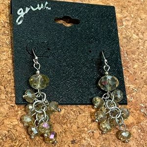 🥳2/$15 — GNW Brand New Clear Shimmery Beaded Dangle Earrings Fun & Classy NWT